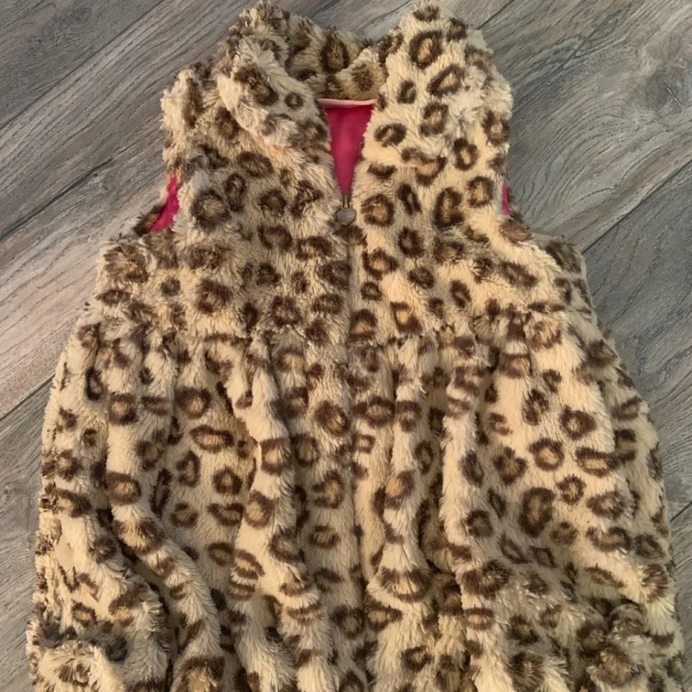 KIDS HEADQUARTERS FAUX FUR PEPLUM VEST GIRLS 5-EUC